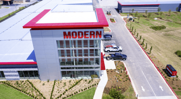 Modern Storage® Bentonville facility providing clean, secure, and climate-controlled self storage near Walmart's Home Office and Osage Park.