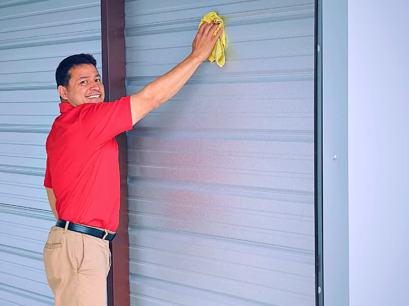Storage unit mold prevention tips from Modern Storage
