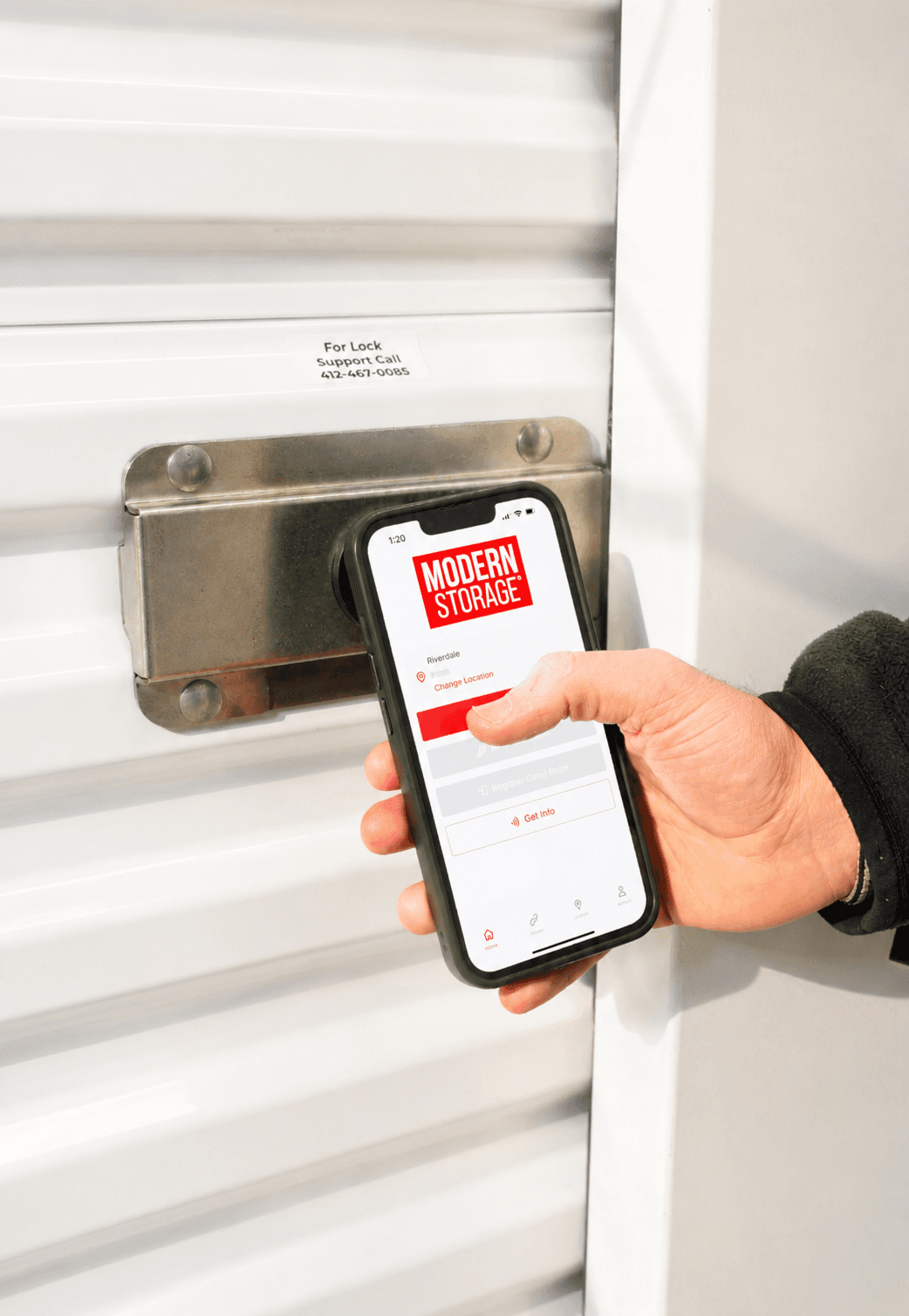 Customer using the Modern Storage app to unlock a storage unit